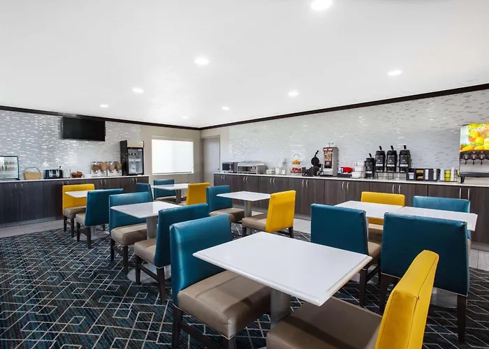 La Quinta Inn by Wyndham Peru Starved Rock State Park