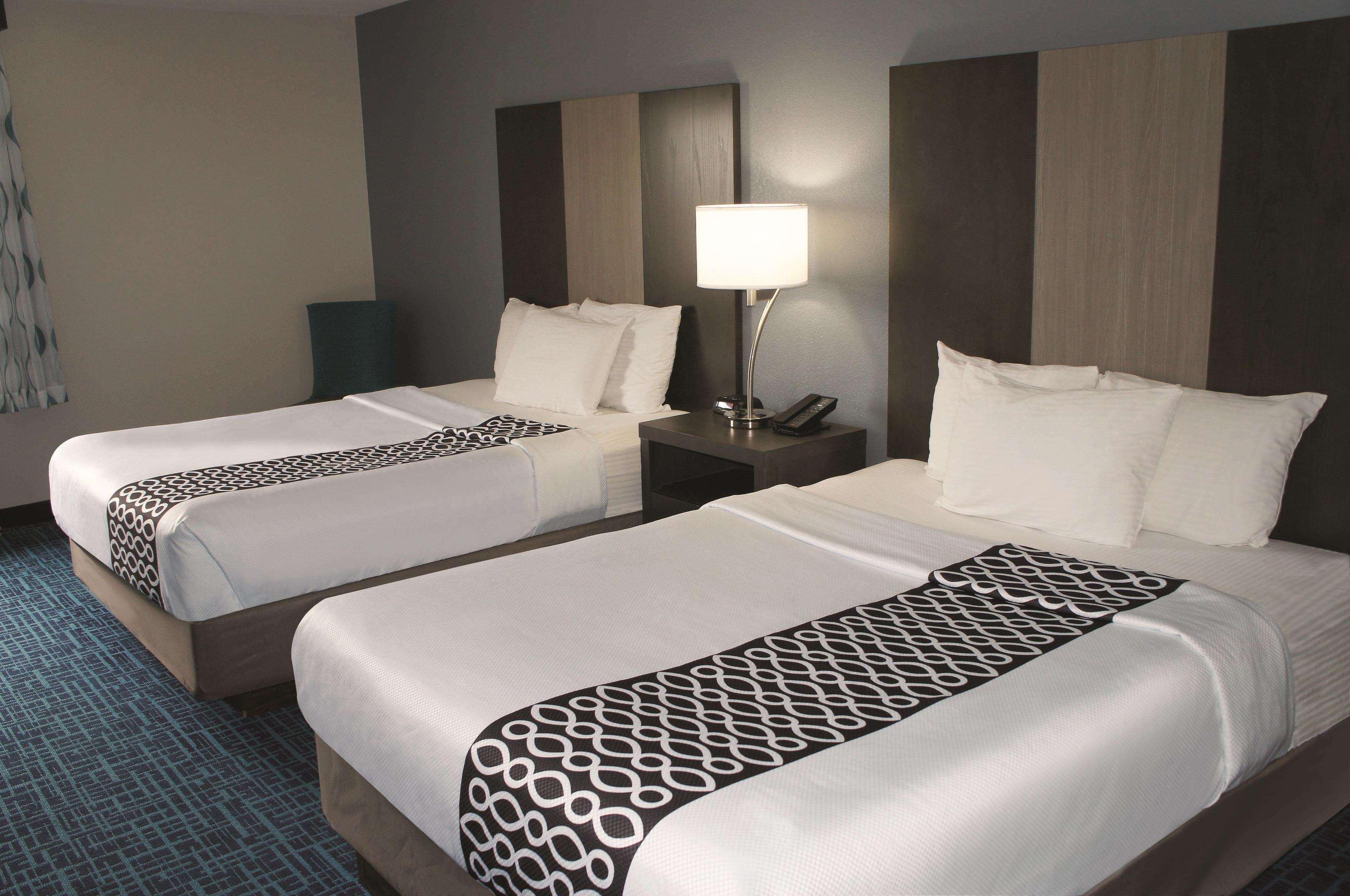La Quinta & By Wyndham Starved Rock St Park Hotel Peru