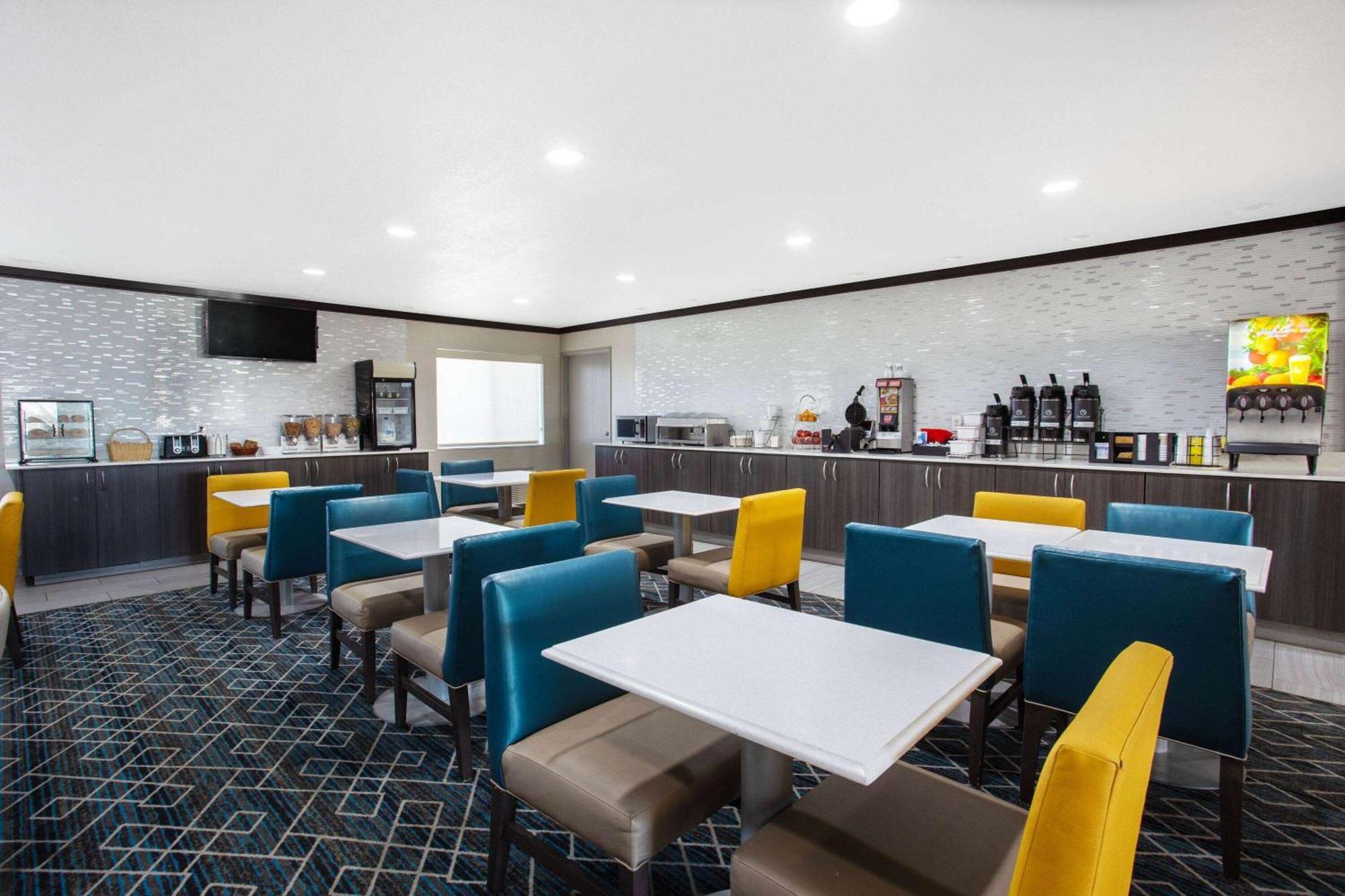 Hotel La Quinta & By Wyndham Starved Rock St Park 3*