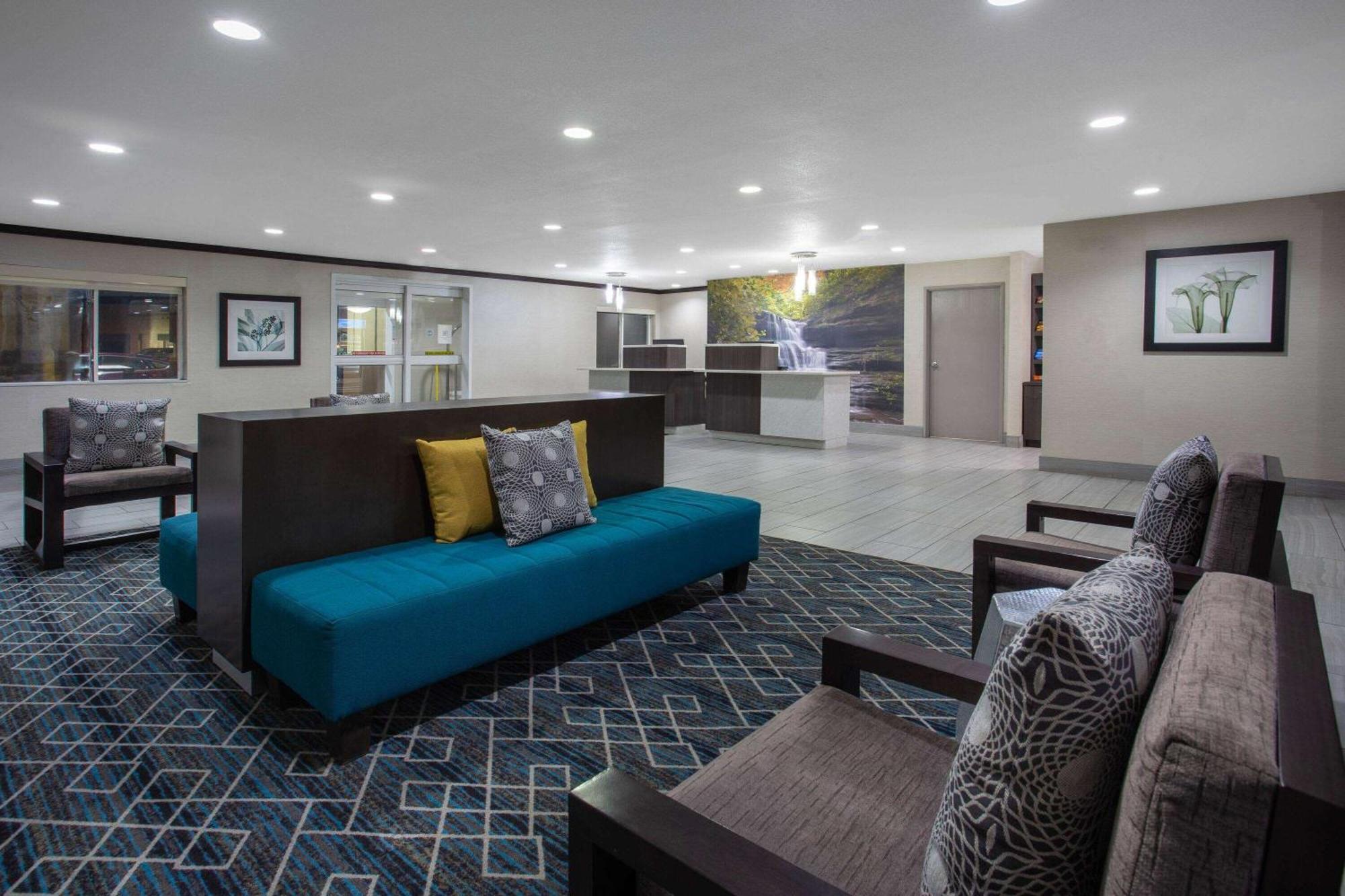 La Quinta & By Wyndham Starved Rock St Park Hotel Peru