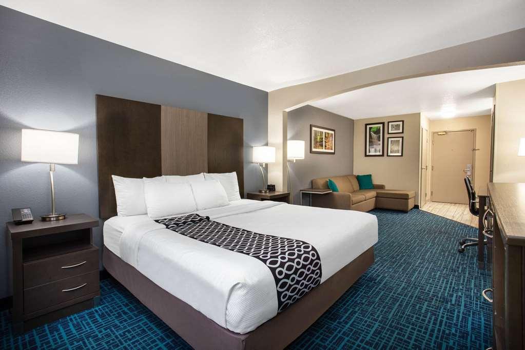La Quinta & By Wyndham Starved Rock St Park Hotel Peru