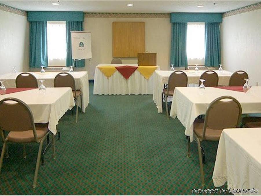 La Quinta & By Wyndham Starved Rock St Park Hotel 3*