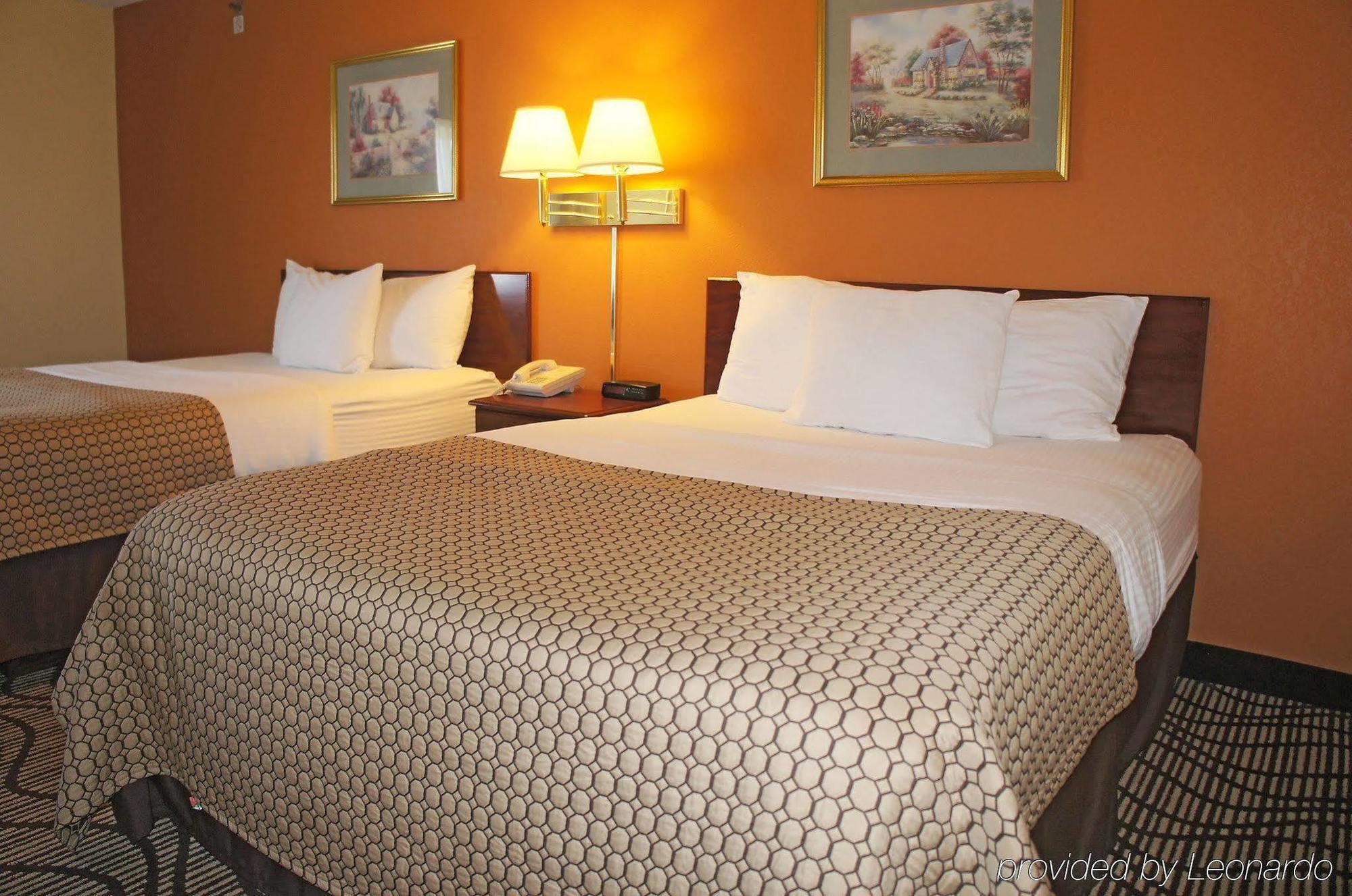 Hotel La Quinta & By Wyndham Starved Rock St Park